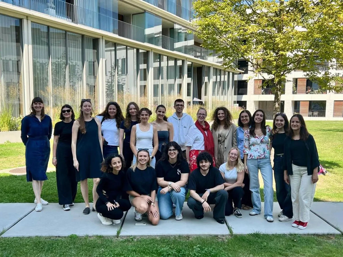 The impact of blended learning and interdisciplinary collaboration in summer schools
