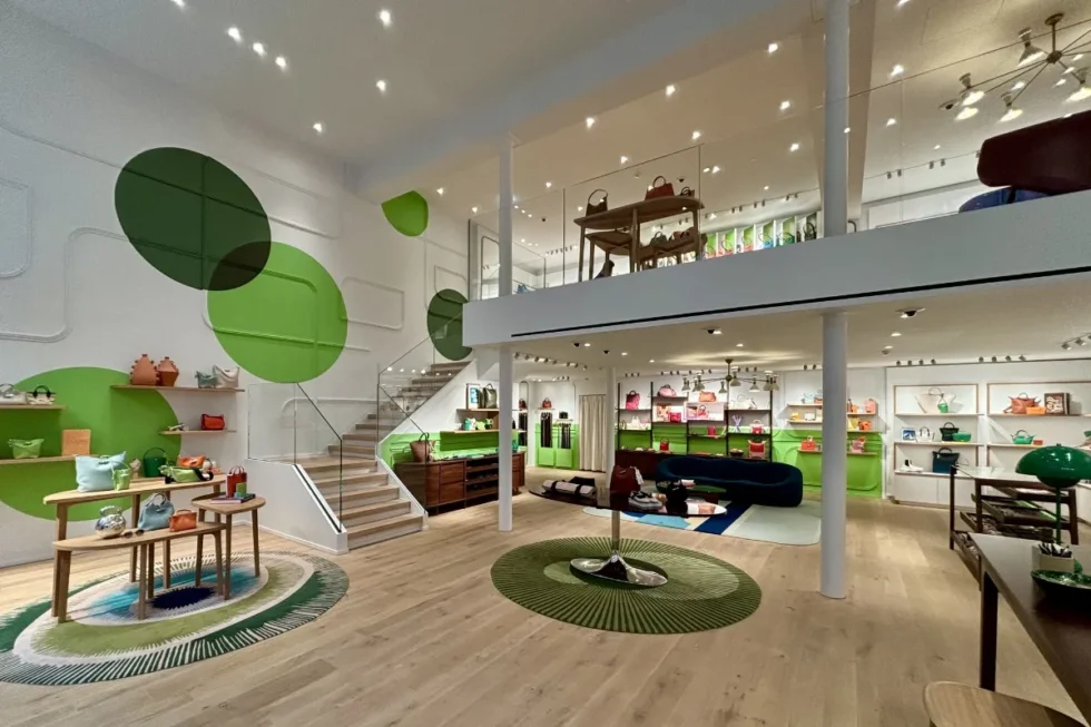 A fresh & vibrant take on luxury: Longchamp Brussels revamp