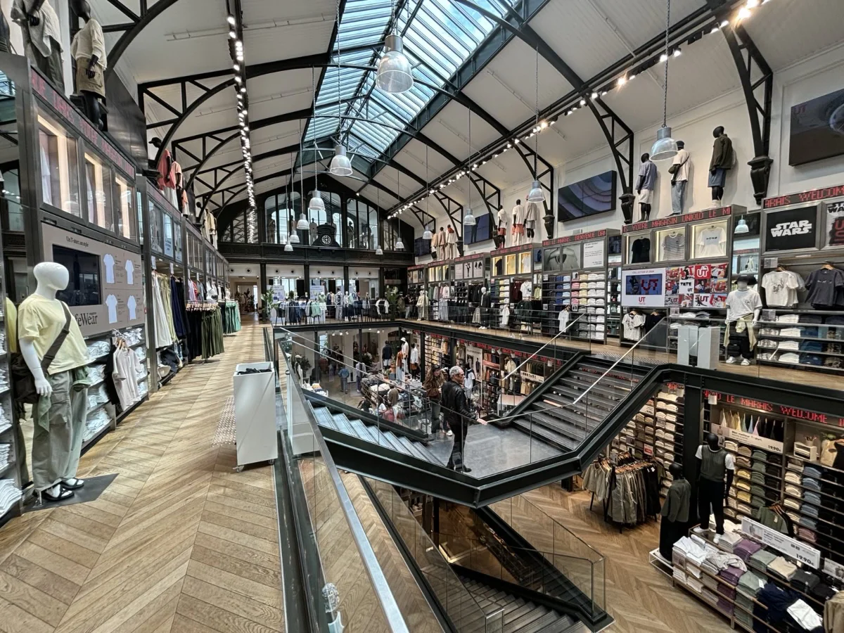 The shop of the future: balancing sensory experience, digitalisation & sustainability
